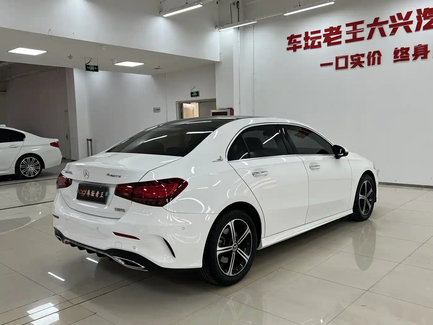 Mercedes-Benz A-Class 2023 A 200 L Fashion фото 4