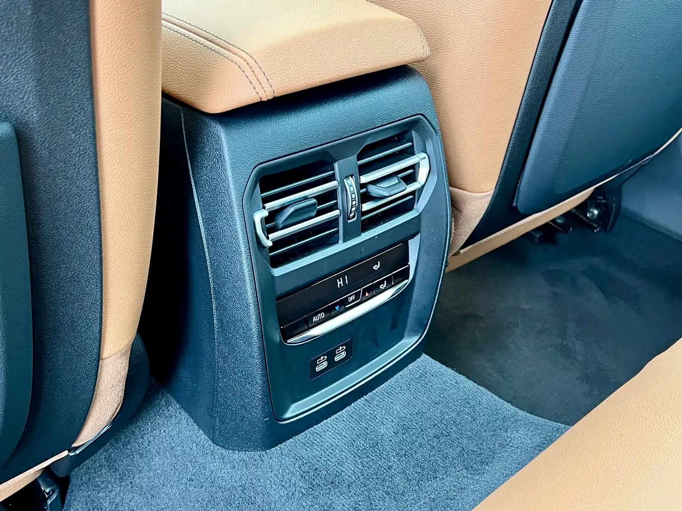 BMW 3 Series 2020 Facelift 325i M Sport Night Edition фото 13