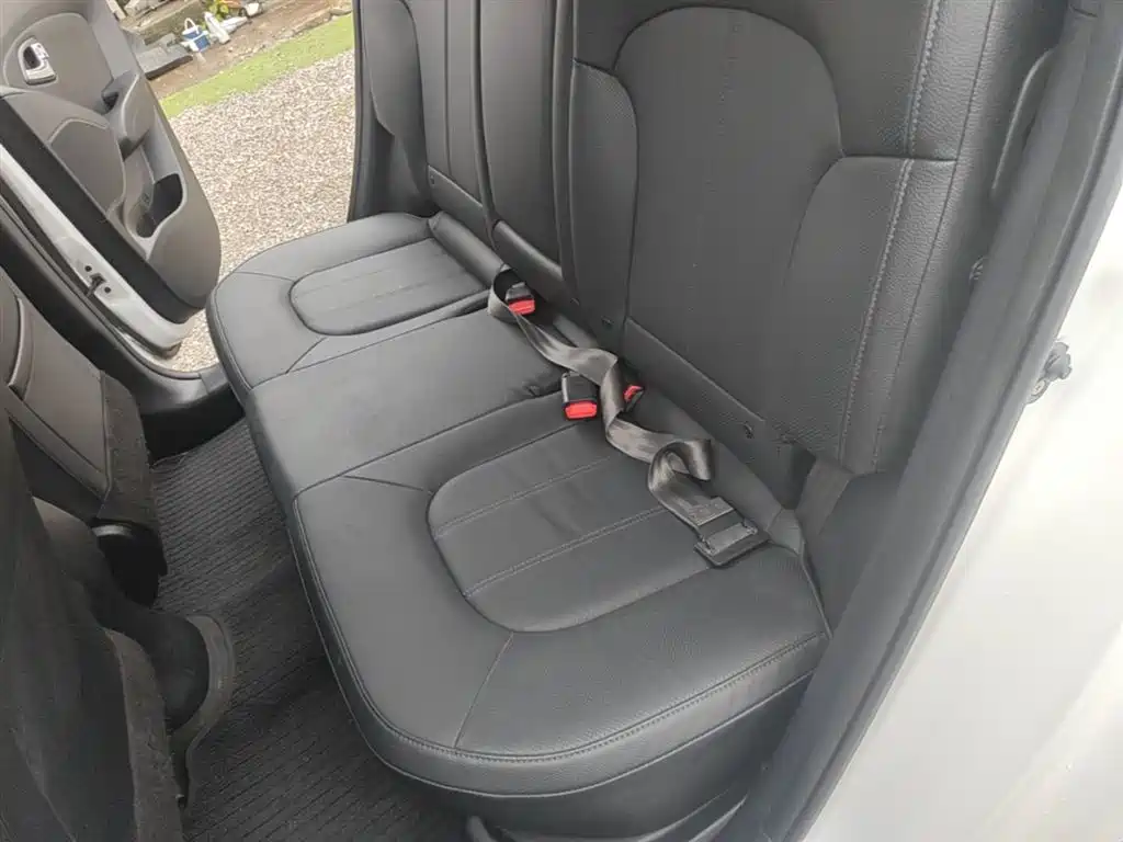 Hyundai Beijing Hyundai ix35 2013 2.0L Auto 2WD Smart GLS China IV фото 17