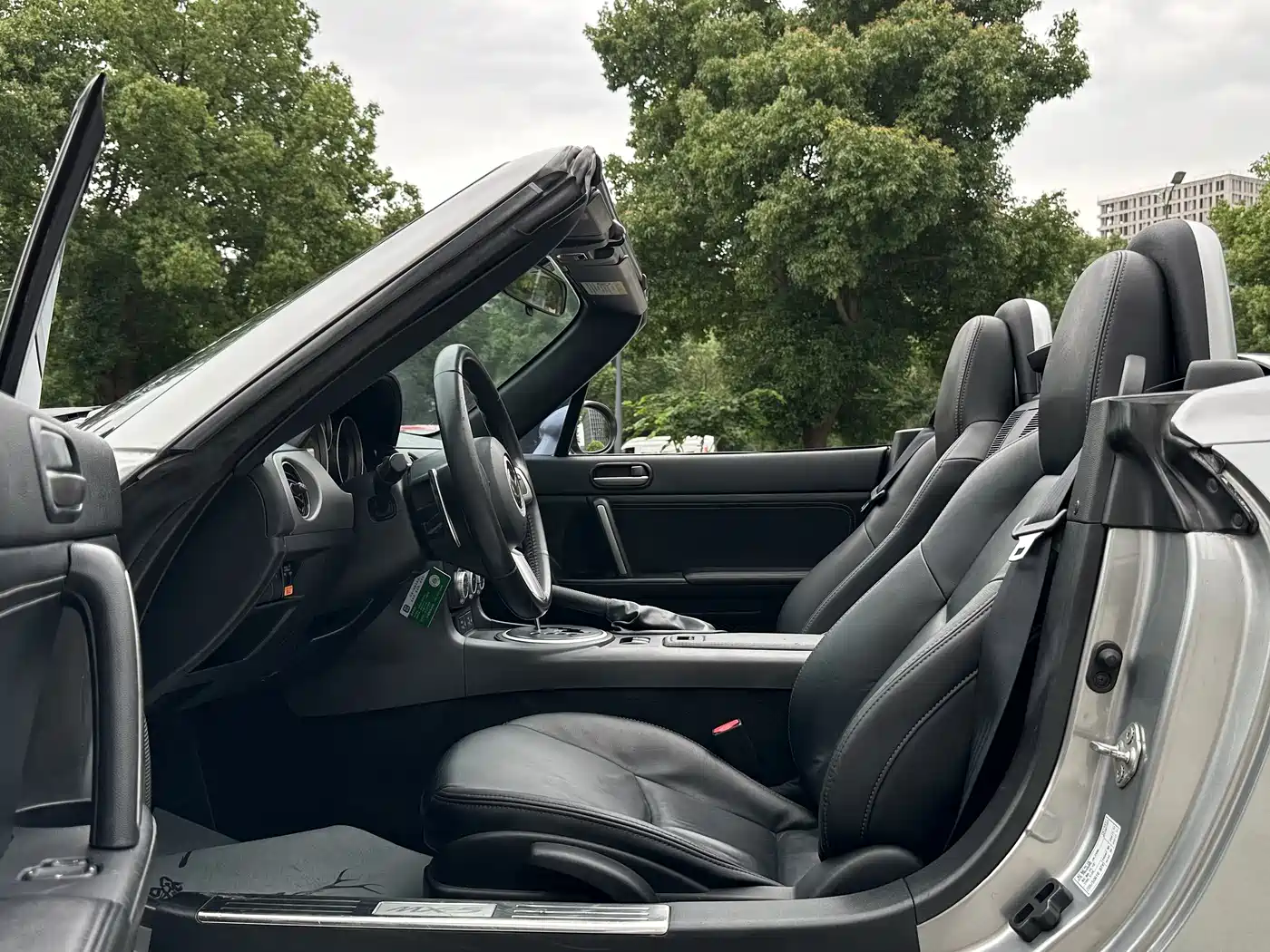 Mazda MX-5 2010 2009 2.0