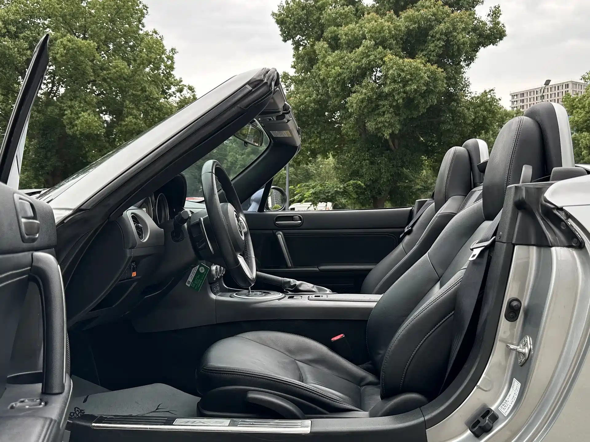 Фото 8 - Mazda MX-5