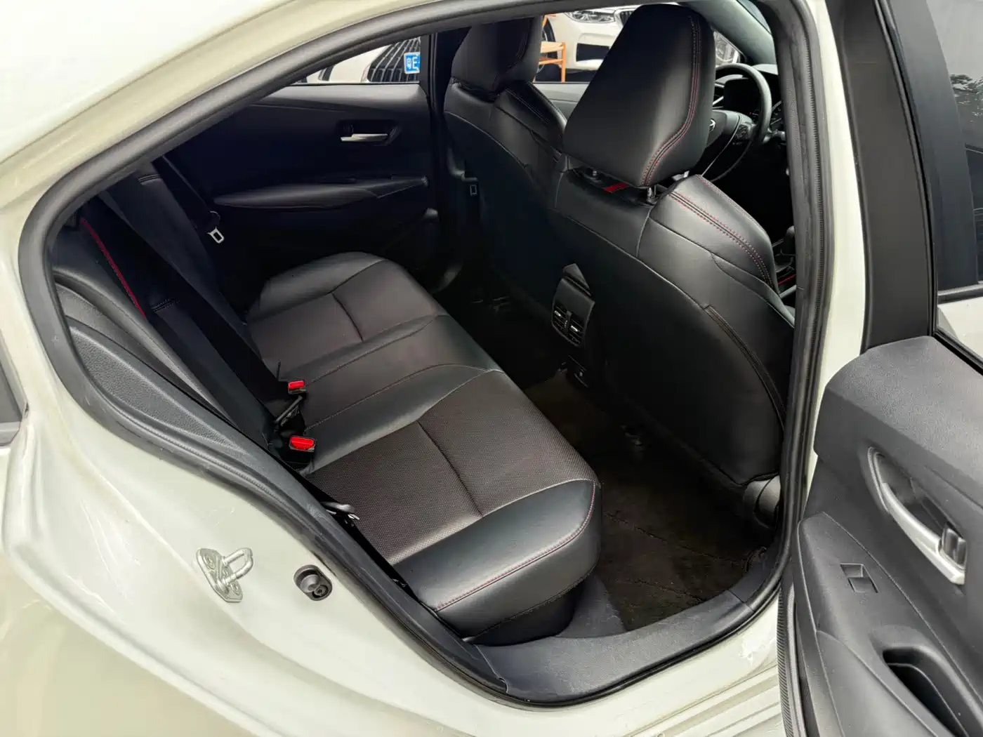 Toyota Levin 2021 Dual Engine 1.8H E-CVT Sport фото 8