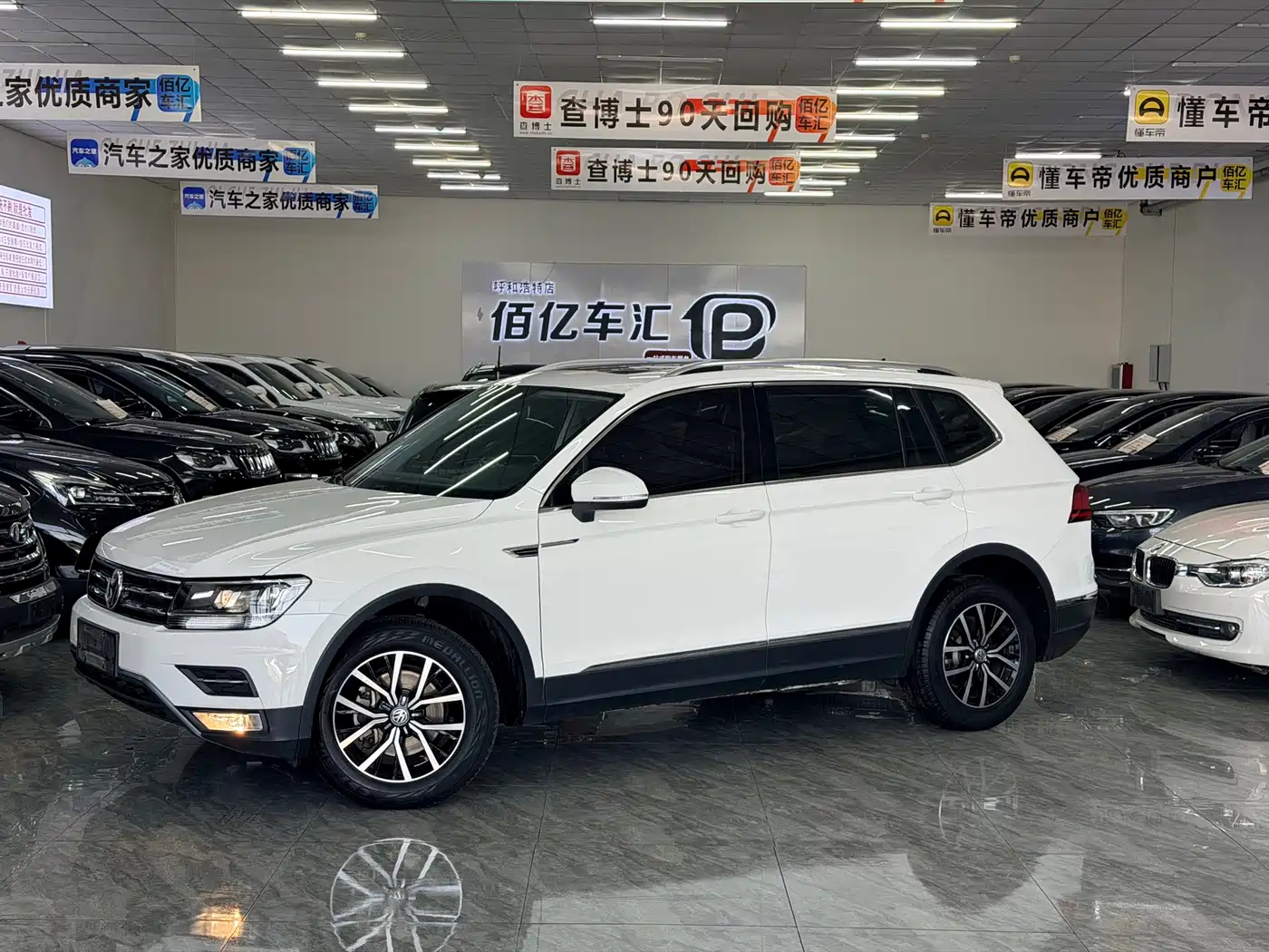 Volkswagen Tiguan L 2018 Facelift 330TSI Automatic 2WD Luxury Edition