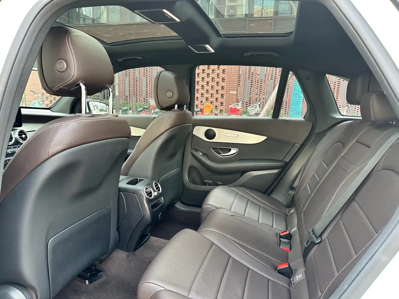 Mercedes-Benz GLC 2021 GLC 260 L 4MATIC Sporty фото 11