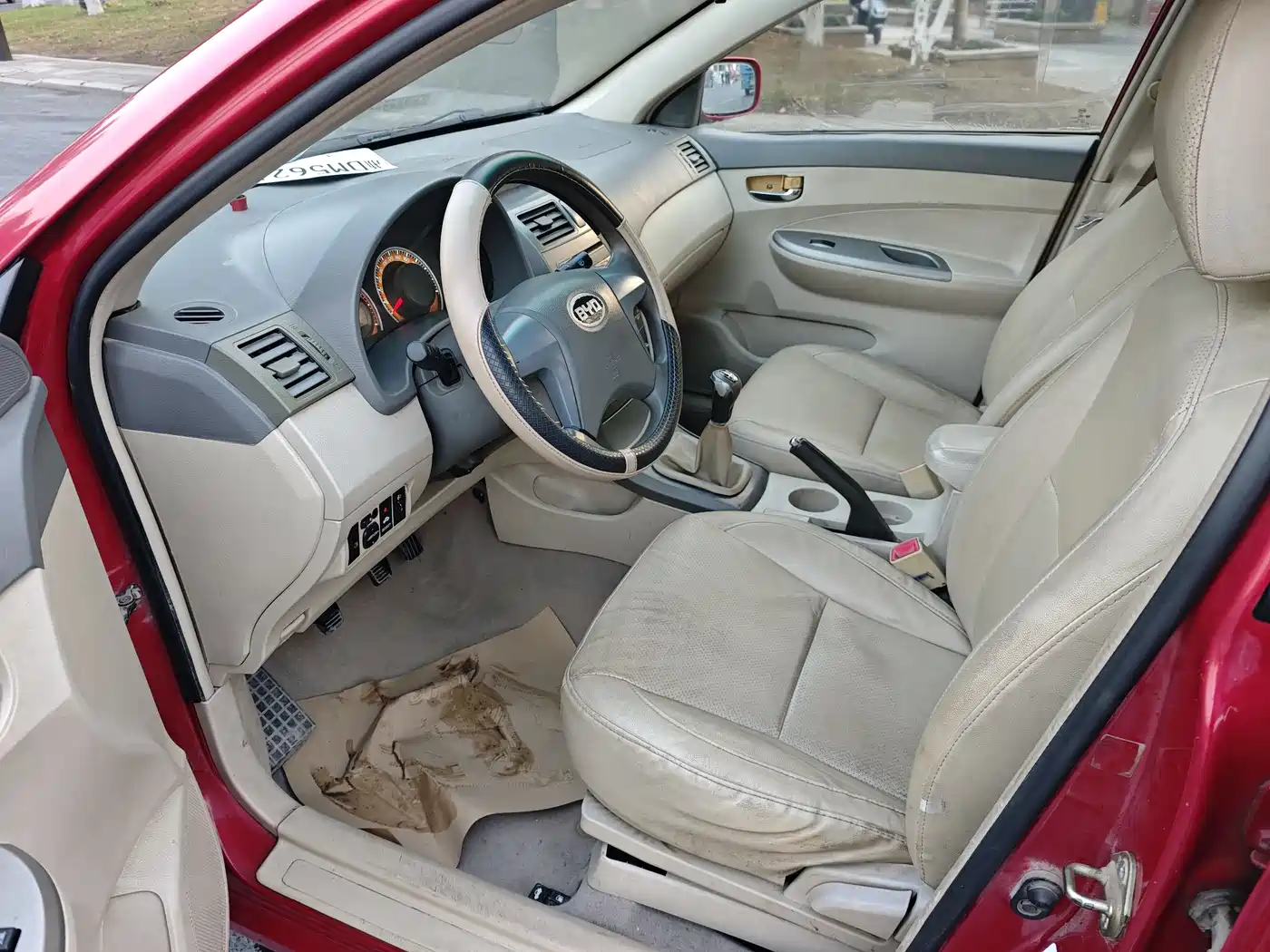 BYD L3 2012 1.5L Manual Comfort фото 4