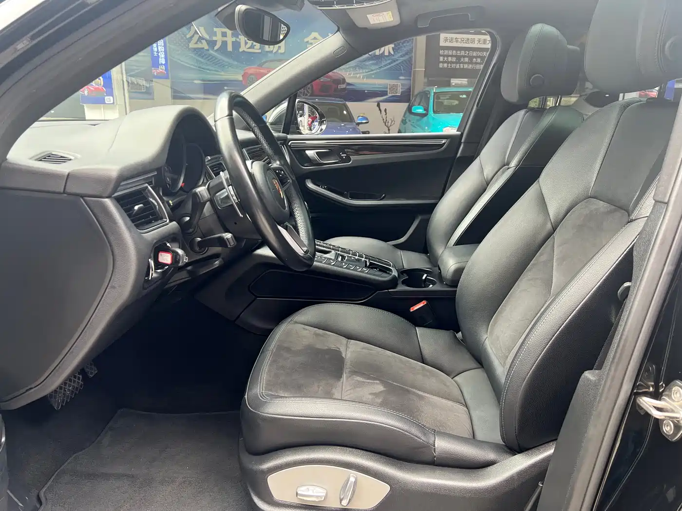 Porsche Macan 2017 Macan S 3.0T фото 9