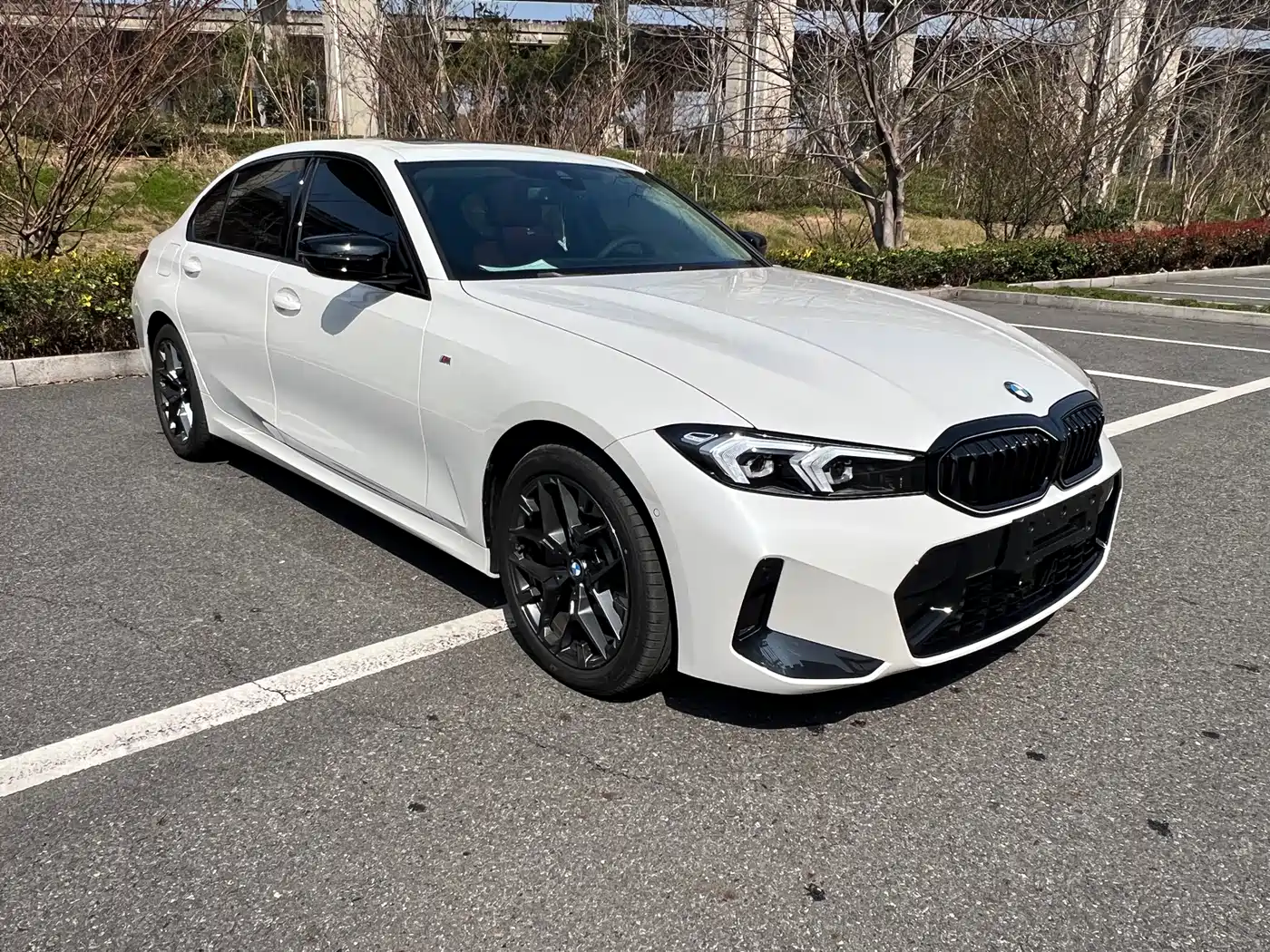 BMW 3-SERIES