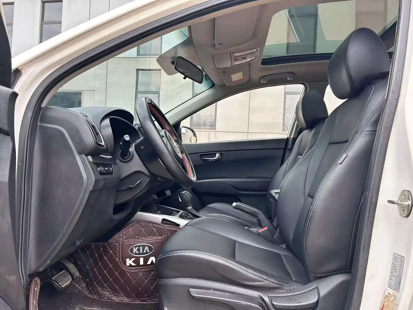 Kia KX3 Smart Run 2015 1.6L Automatic 2WD DLX фото 5