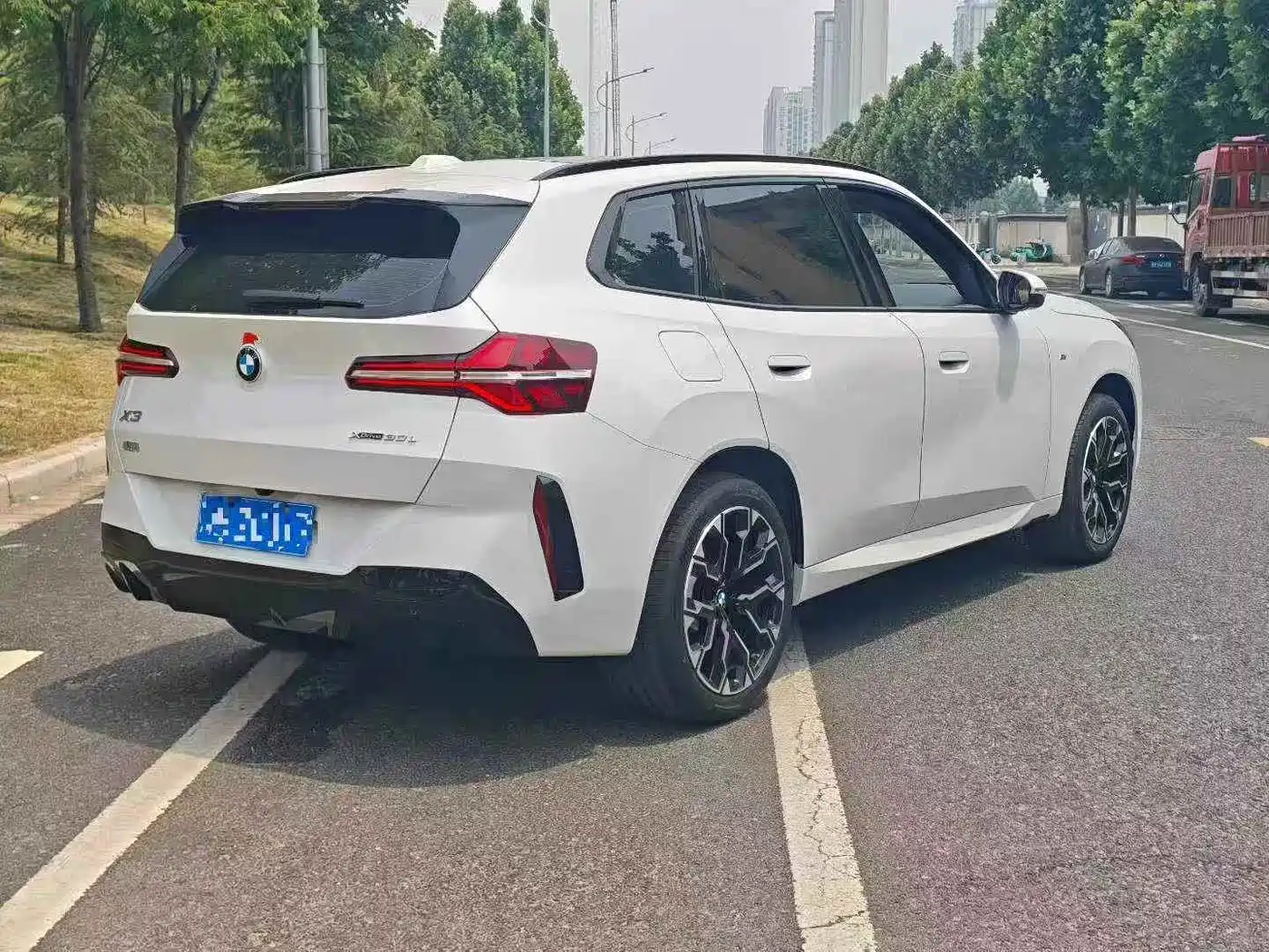BMW X3 2025 xDrive30L Leading Model M Sport Black Package фото 9