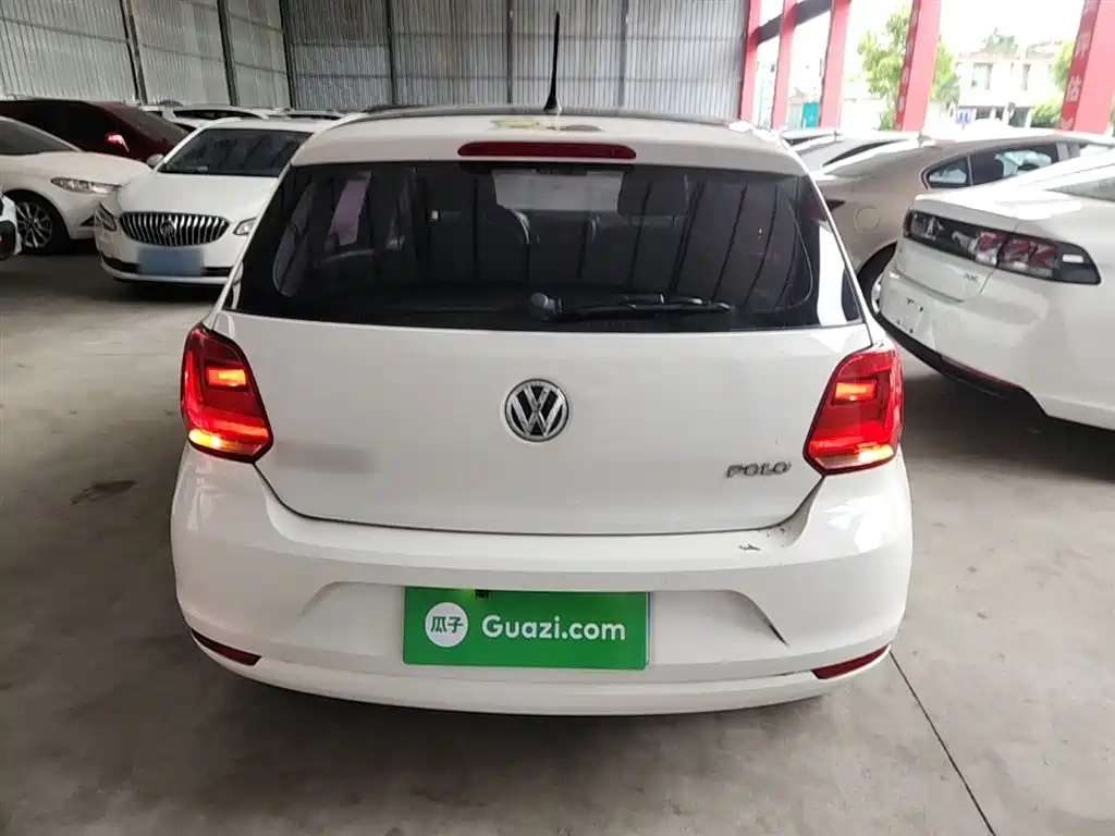 Volkswagen Polo 2016 1.4L Manual Trend фото 6