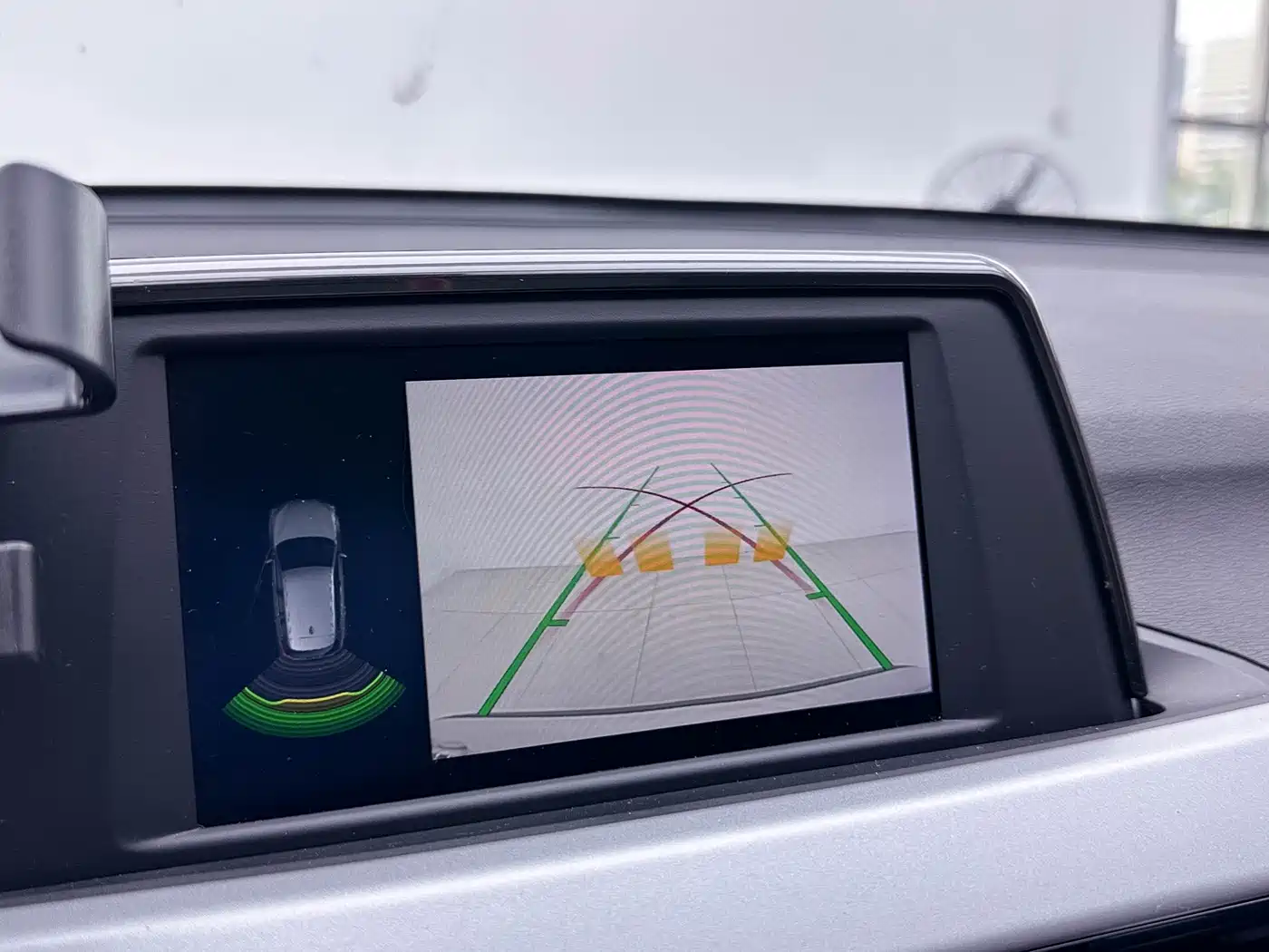 BMW X1 2019 sDrive20Li Leading Model фото 12