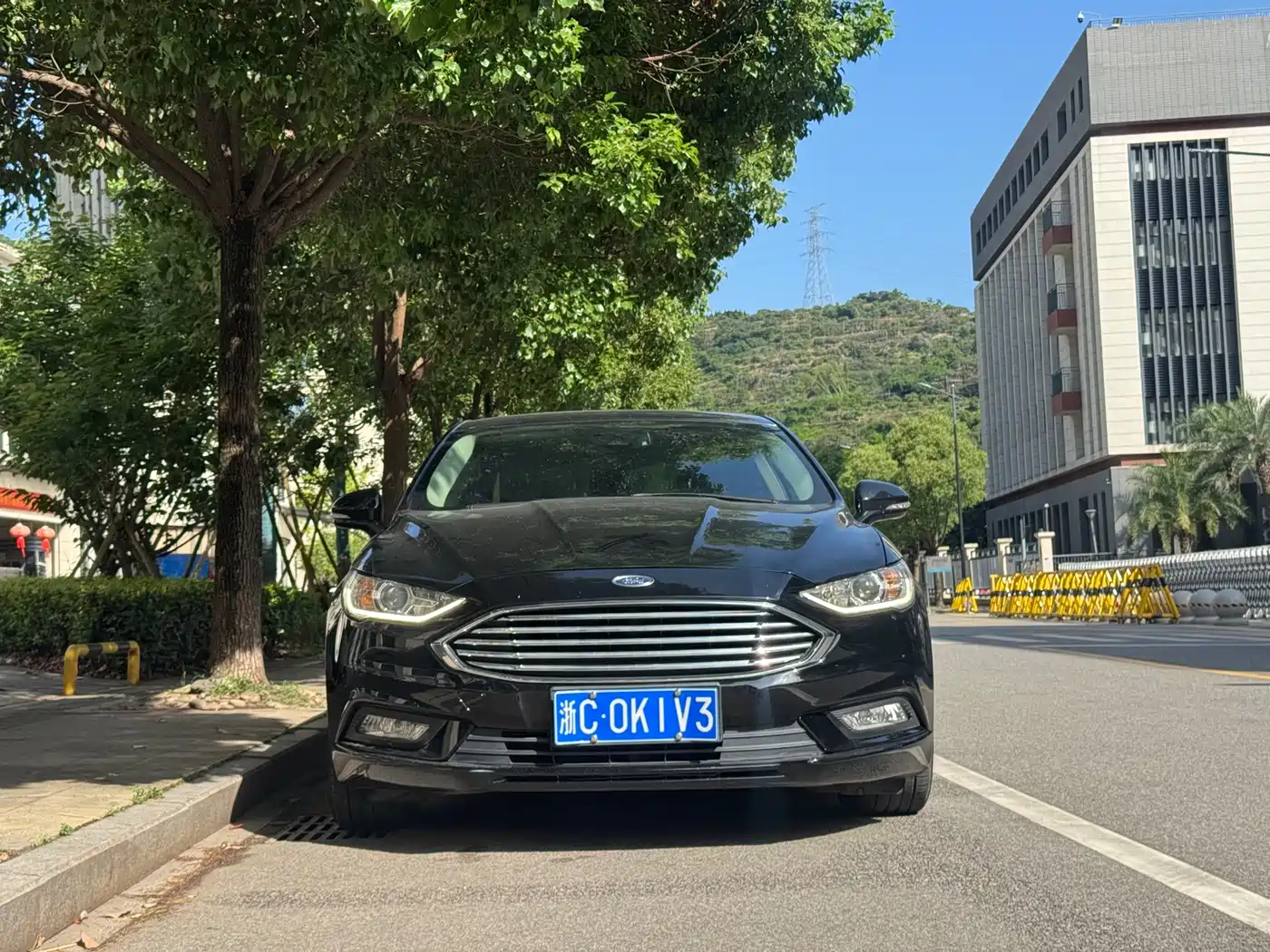 FORD MONDEO