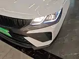 Фото 24 - Geely Coolray