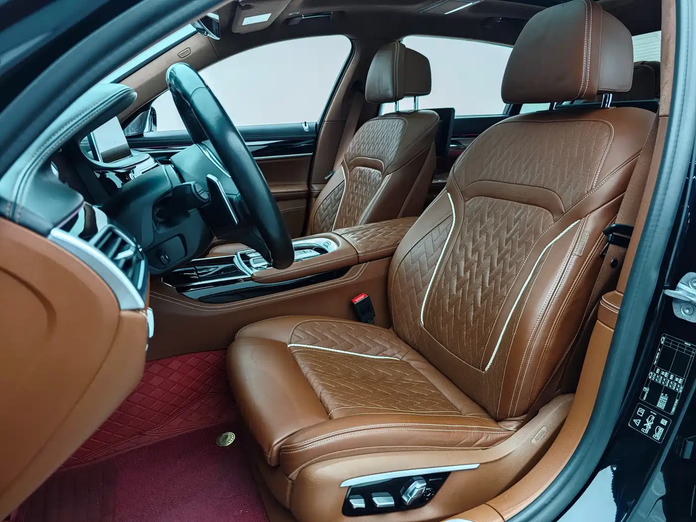 BMW 7 Series 2019 740Li xDrive Executive M Sport Package фото 7