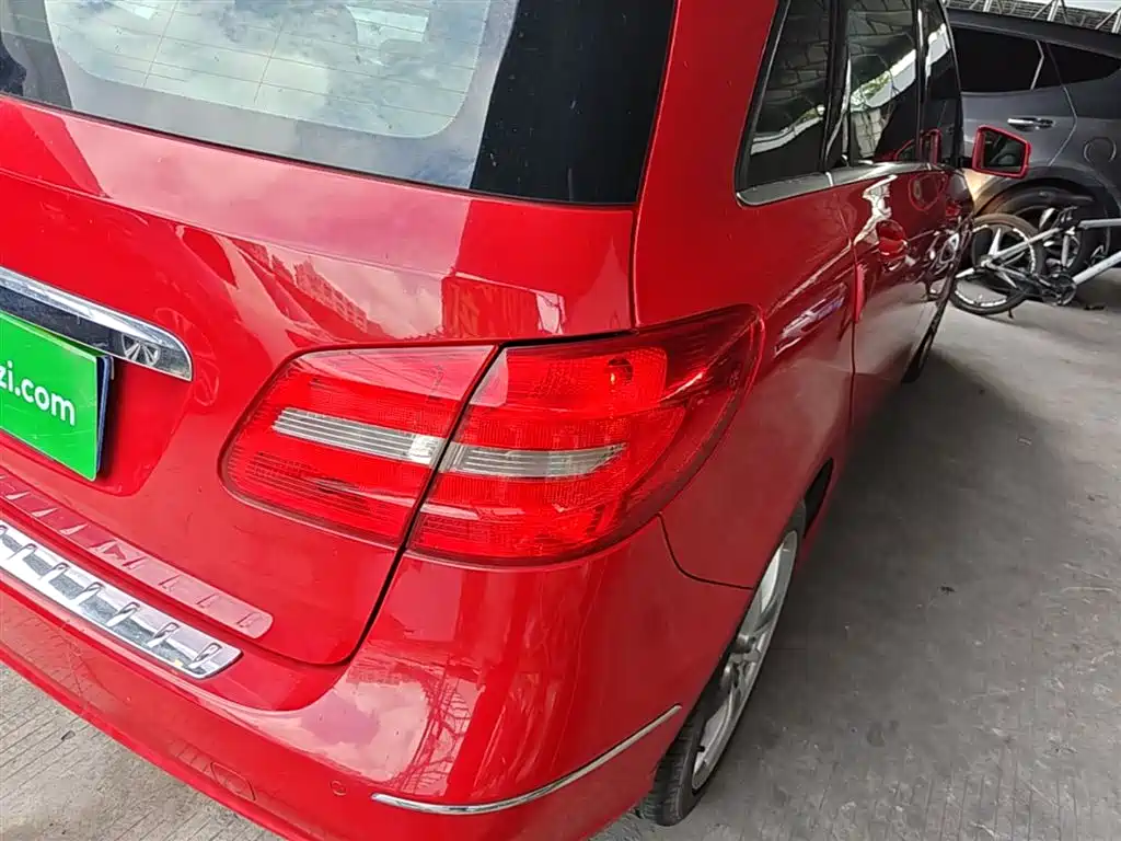 Mercedes-Benz B-Class 2012 B 180 фото 8