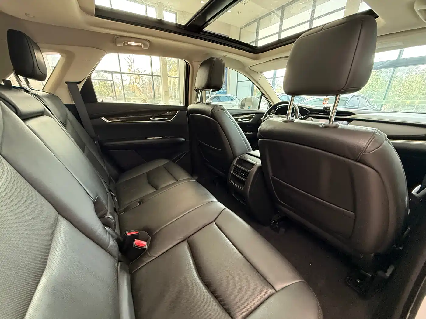 Cadillac XT5 2016 25T Luxury Model фото 9