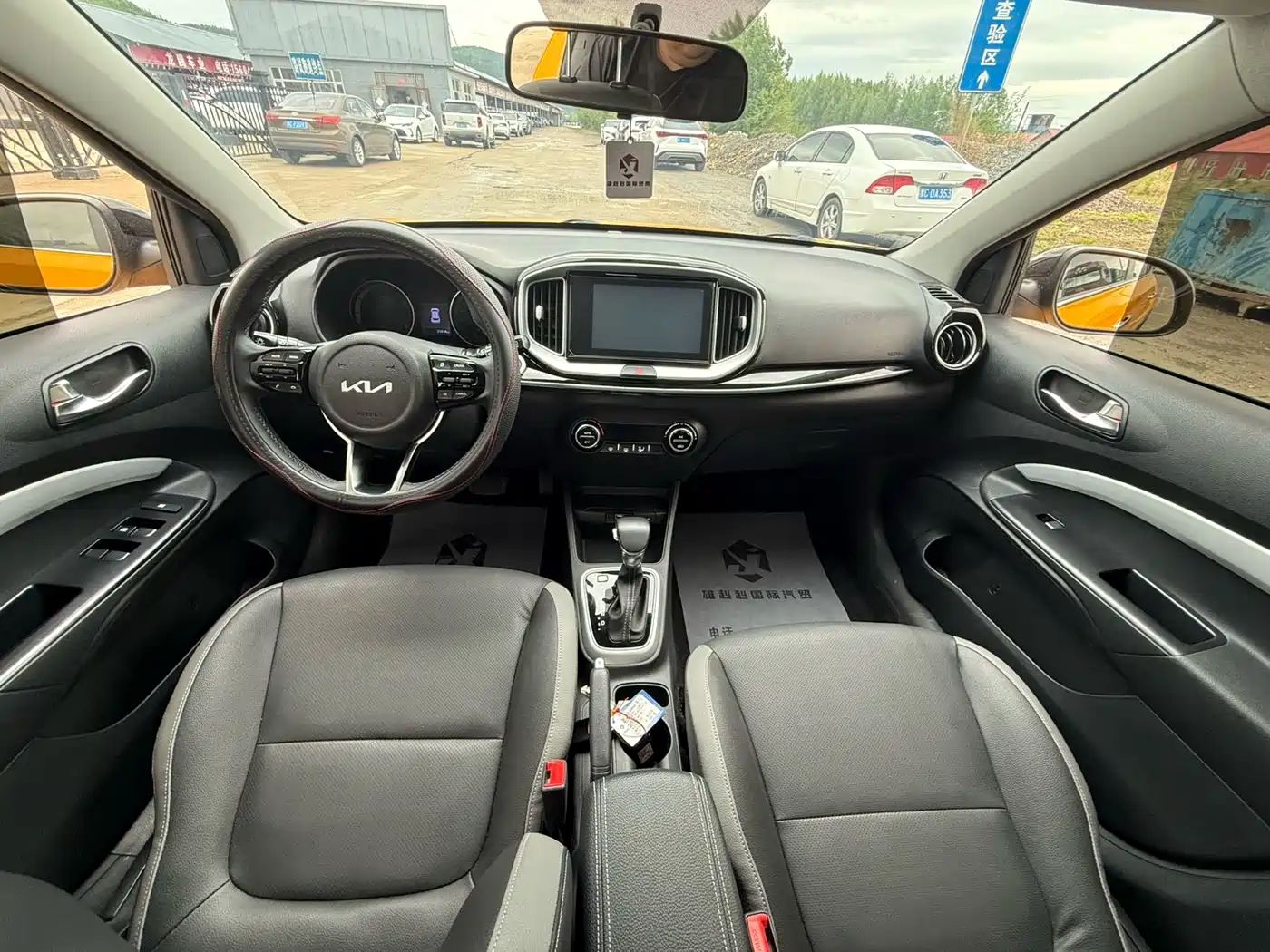 Kia KX1 2021 1.4L CVT Sunroof Version фото 14