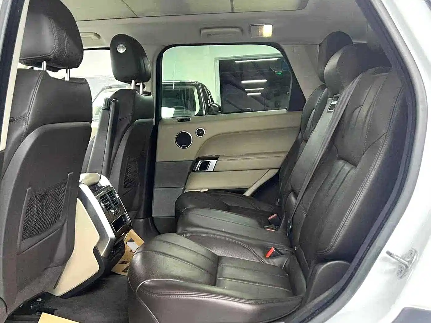 Land Rover Range Rover Sport 2014 3.0 SC V6 HSE фото 8