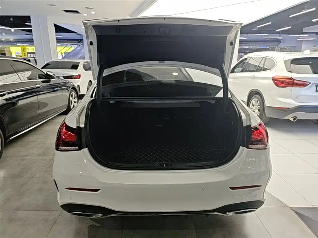 Mercedes-Benz A-Class 2022 Facelift A 200 L Sport Sedan Fashion Style фото 19
