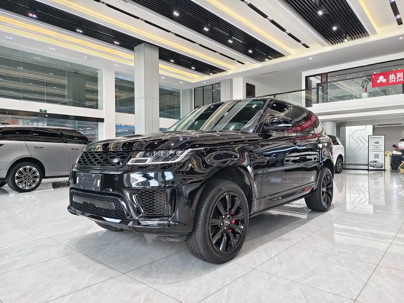 Land Rover Range Rover Sport 2021 3.0 L6 Gloss Black Edition