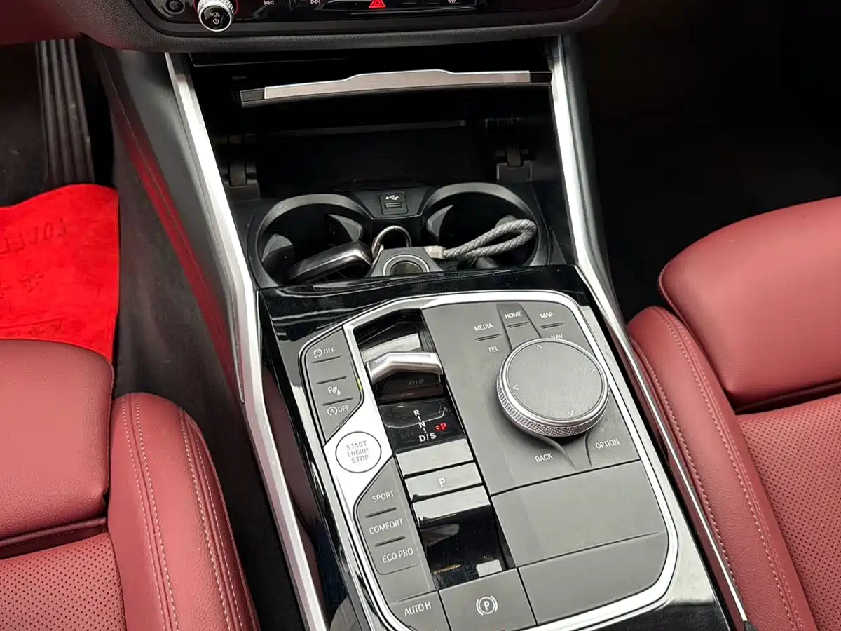 BMW 3 Series 2023 320Li M Sport Package фото 12