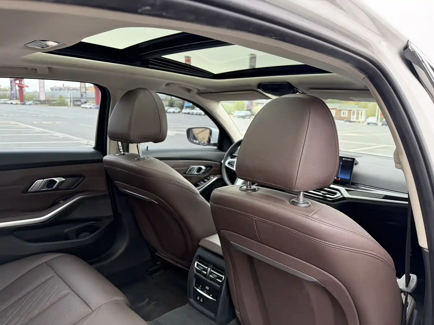 BMW 3 Series 2023 320Li M Sport Package фото 21
