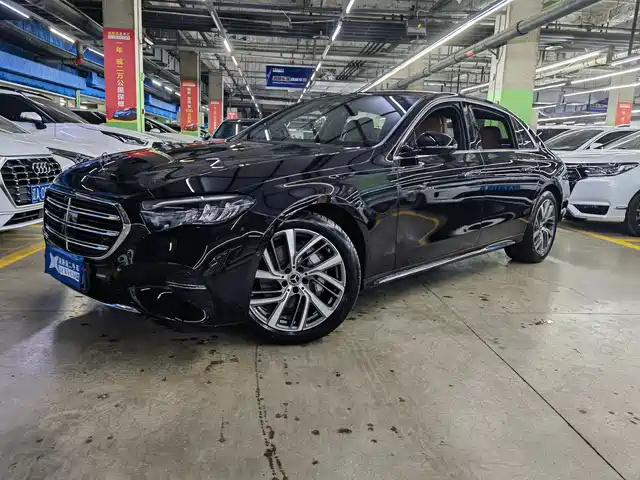 MERCEDES-BENZ E CLASS