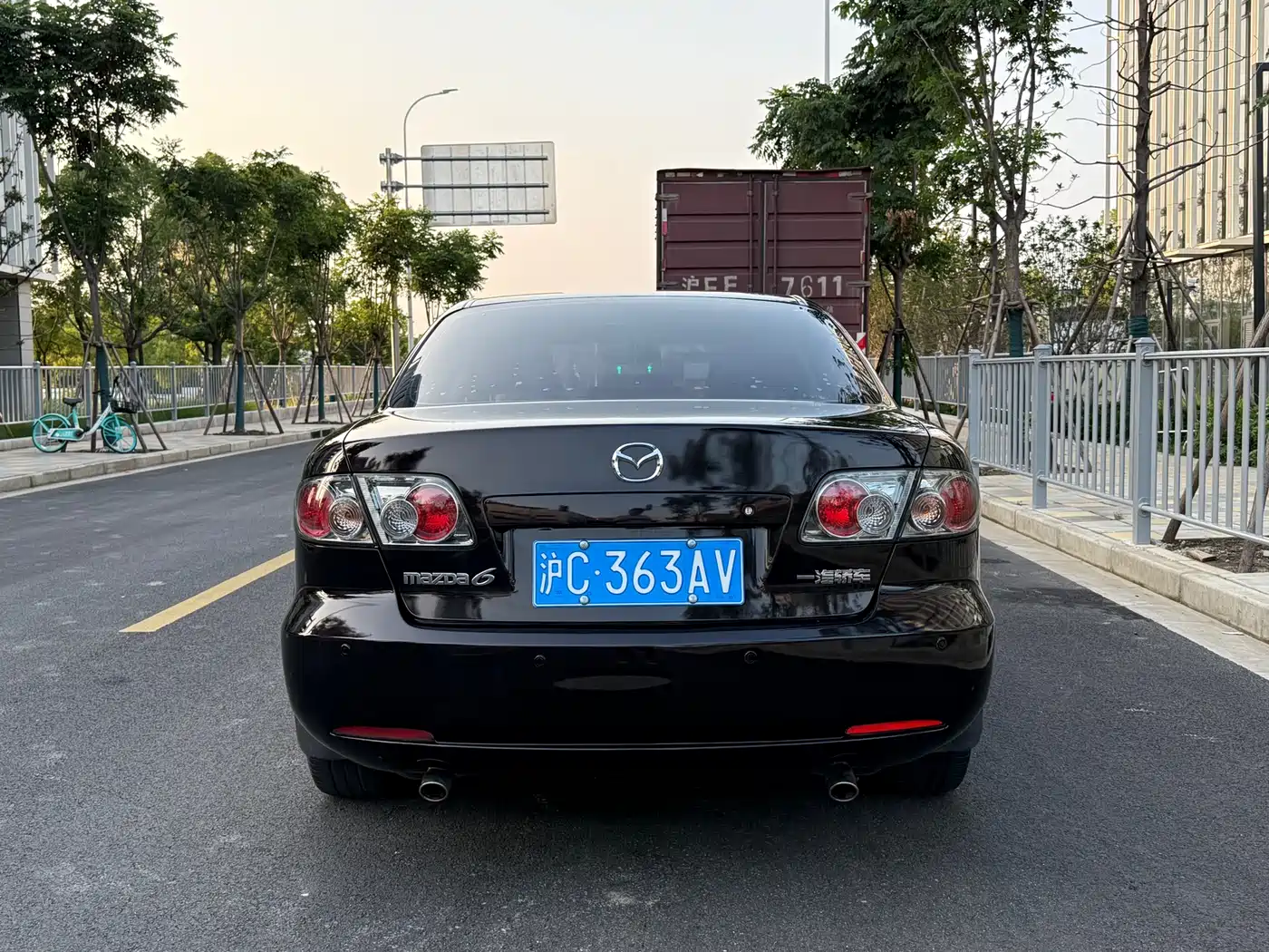 Photo 12 - Mazda 6