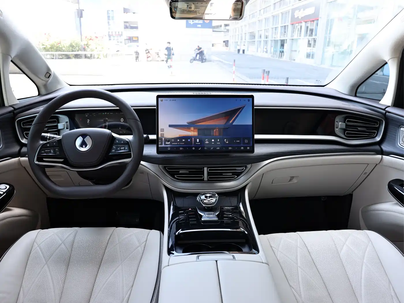 Denza D9 2024 DM-i 980 AWD Flagship фото 15