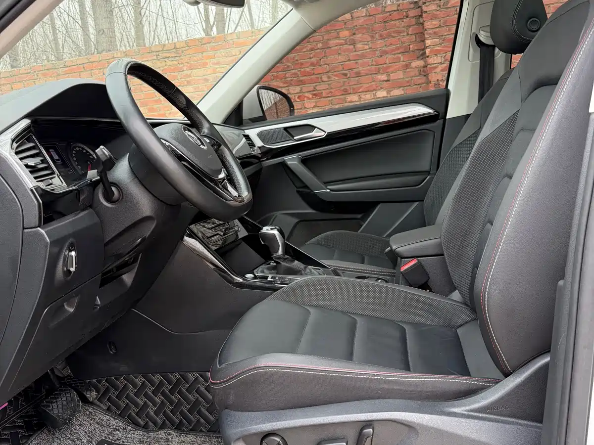 Volkswagen Tayron 2020 330TSI 2WD Luxury Smart Edition фото 9