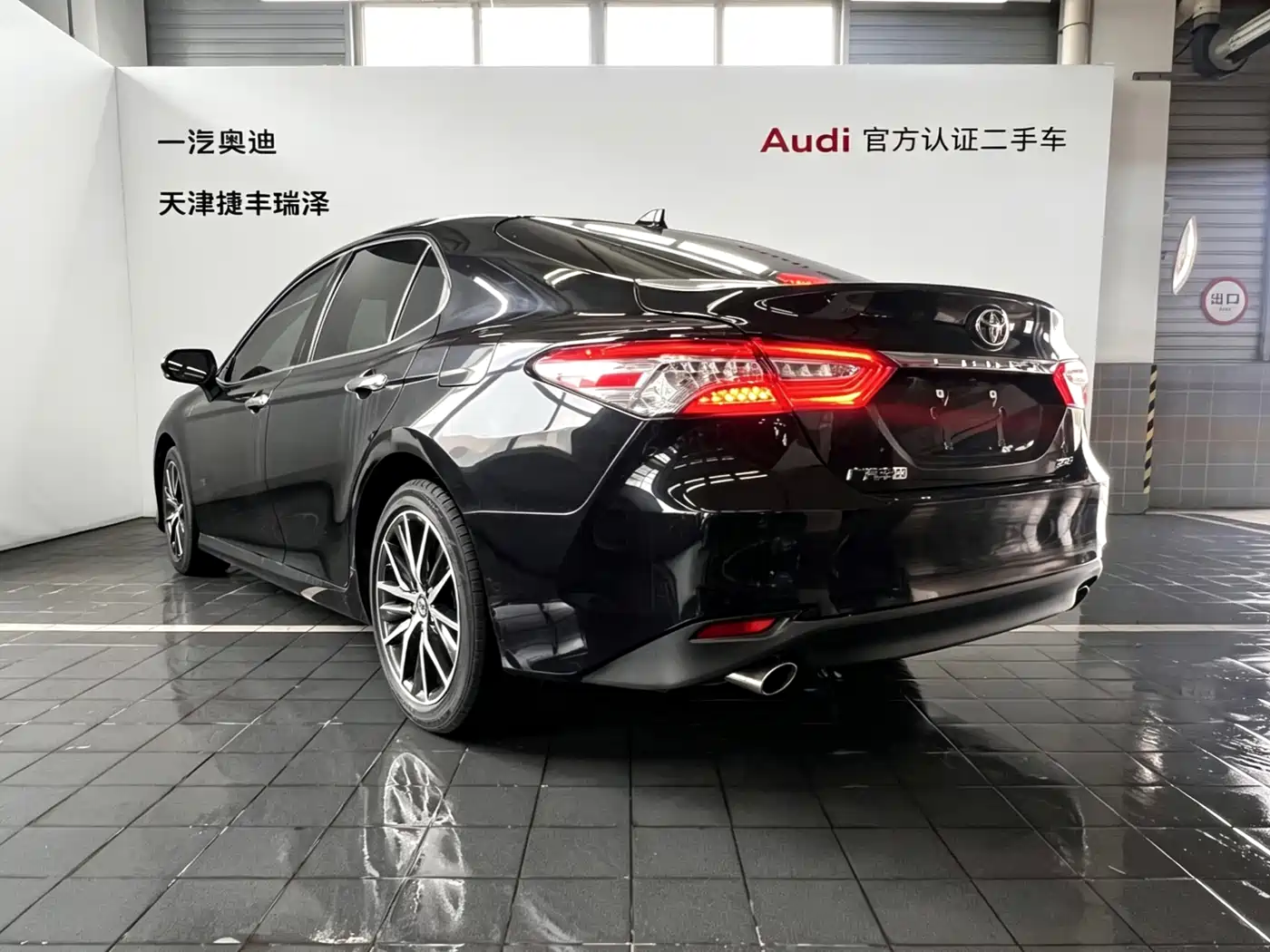 Toyota Camry 2021 2.5G Luxury Edition фото 6