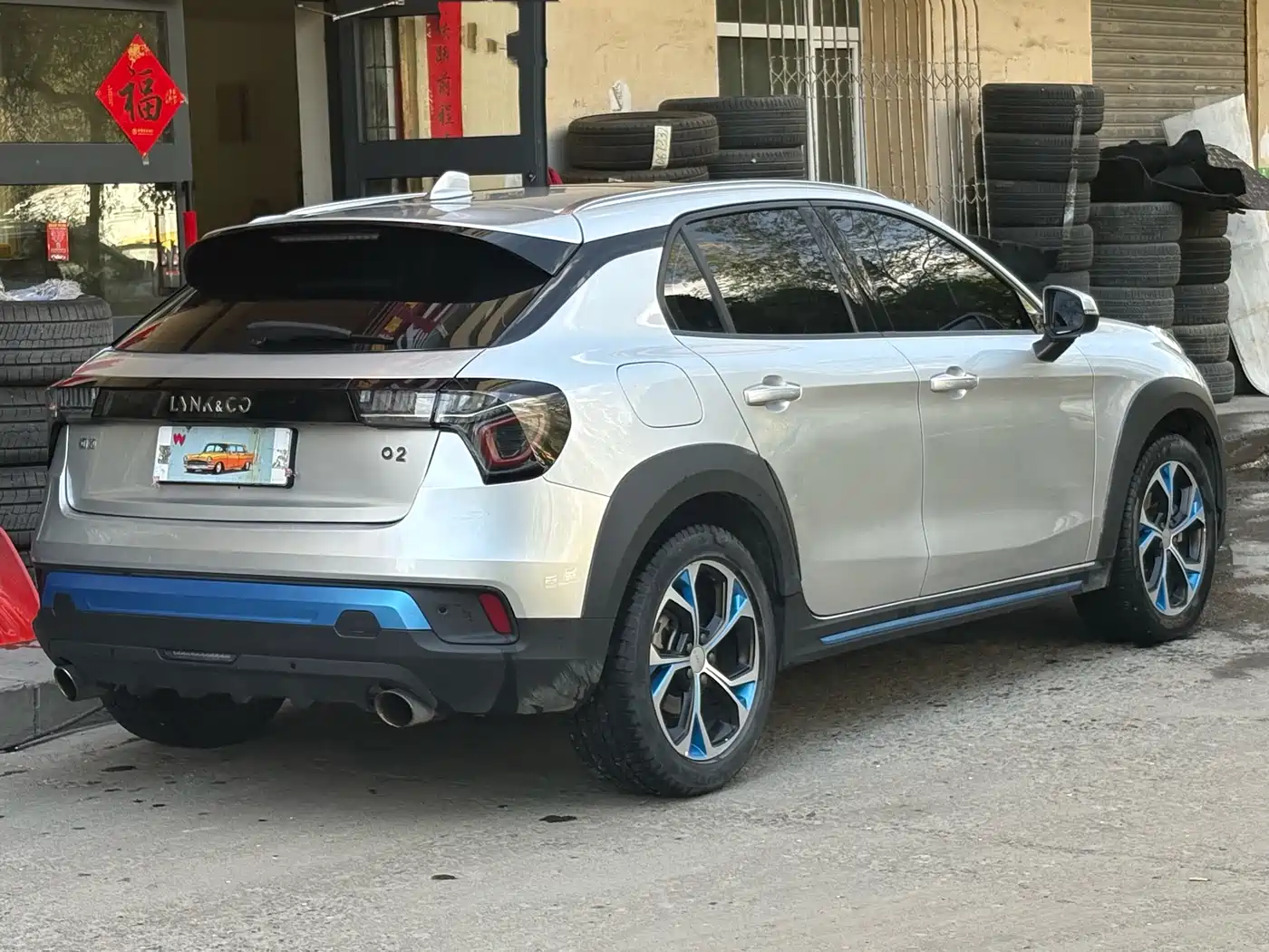 Lynk & Co 02 2019 Model 2.0T Automatic 2WD Funky Music Edition фото 9