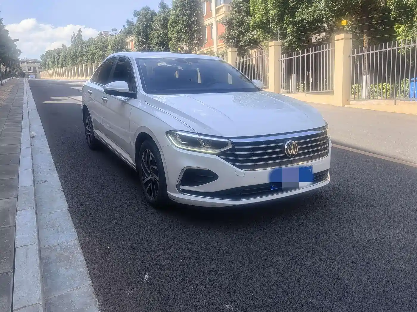 Volkswagen Lavida 2023 280TSI DSG Comfort Edition фото 3