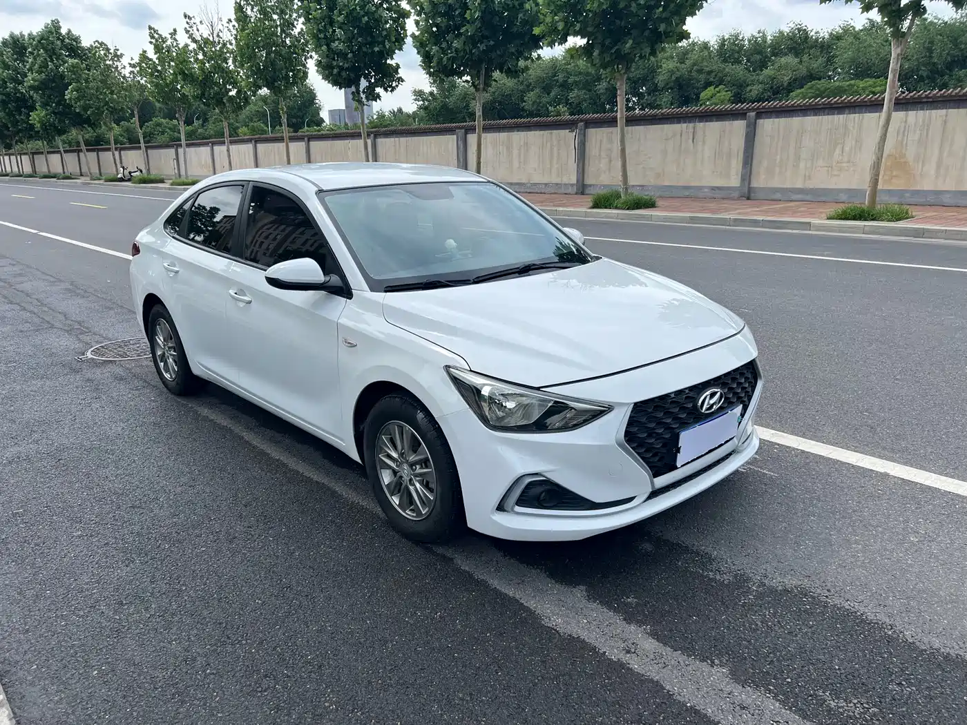 Hyundai Elantra 2017 1.6L Automatic Joy Value GLS фото 3