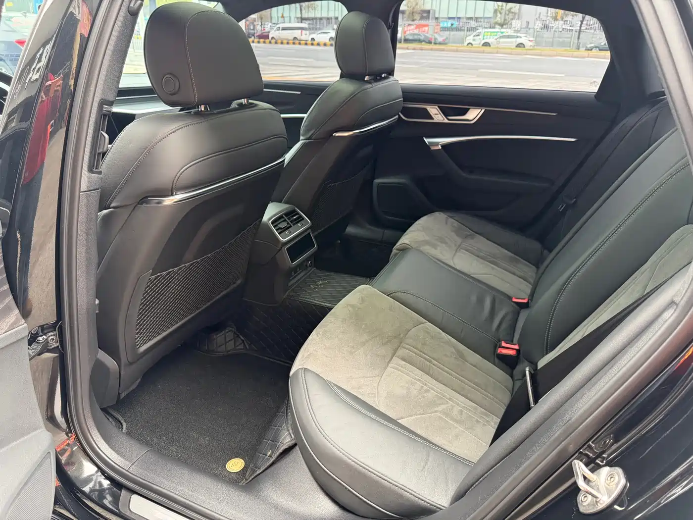 Audi A6L 2024 45 TFSI quattro Premium Dynamic фото 5