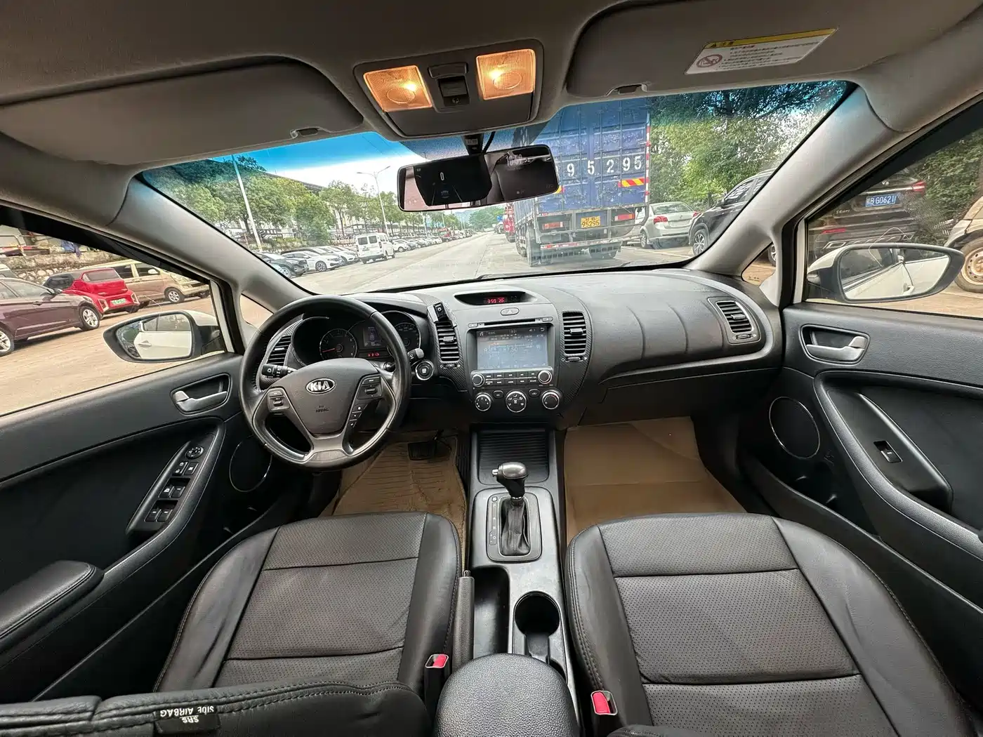 Kia K3 2013 1.6L Automatic GLS фото 5