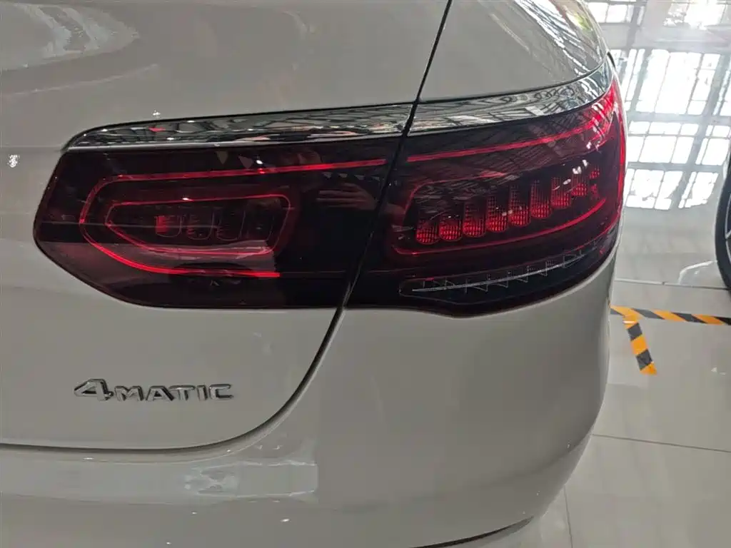 MERCEDES-BENZ GLC COUPE