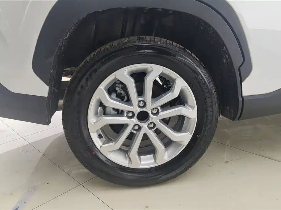 Toyota Frontlander 2024 2.0L CVT Leading Plus Edition фото 6