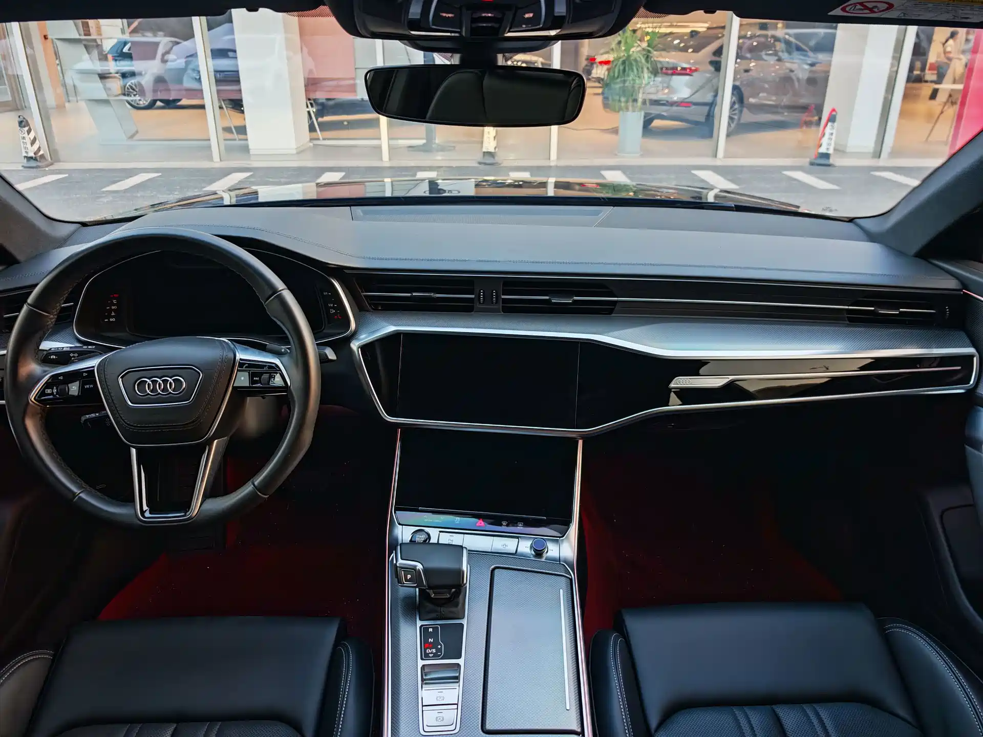 Фото 8 - Audi A6L