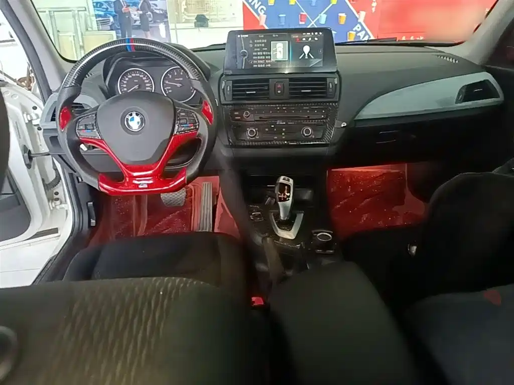 BMW 1 Series (Import) 2013 Facelift 116i Leading Model фото 10