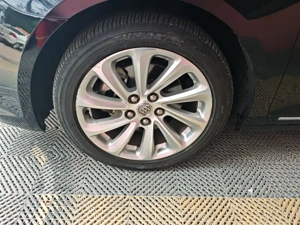 Buick LaCrosse 2013 3.0L SIDI V6 Intelligent Flagship фото 23