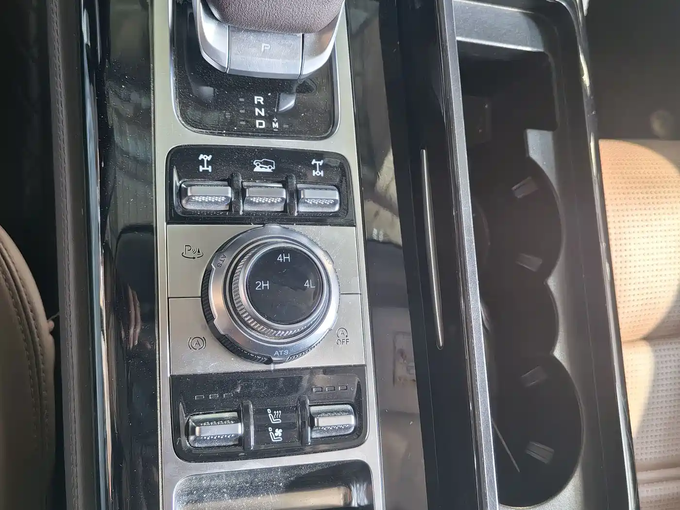 BAIC ORV Beijing Off-Road BJ60 2022 Model 2.0T 11th Edition 5-Seater фото 5