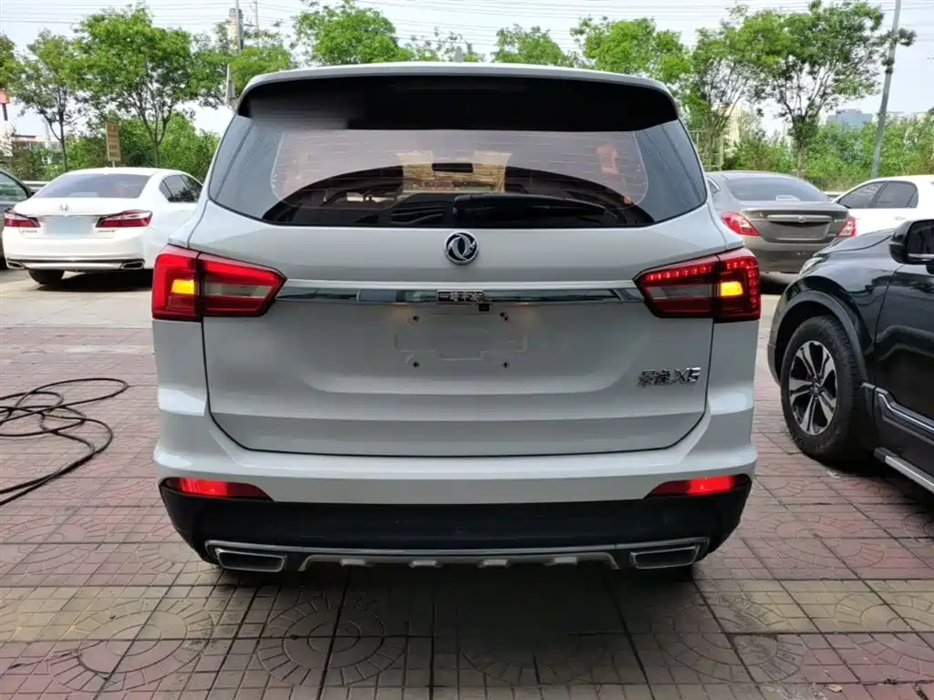 Dongfeng Fengxing Jingyi X5 2019 2017 Joy Series 1.6L CVT Luxury