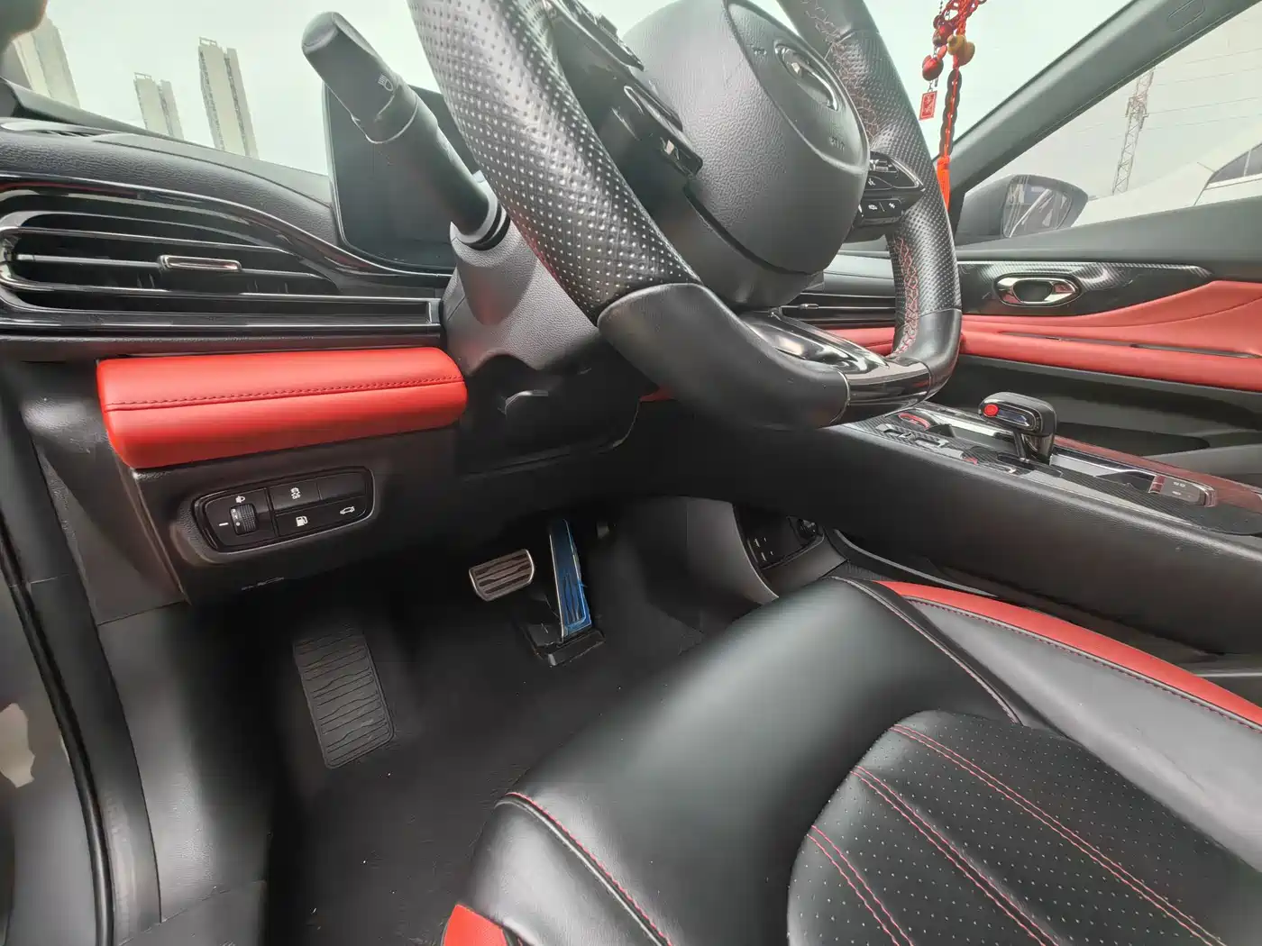 GAC Trumpchi Trumpchi Emkoo 2023 270T DCT J16 Edition фото 9
