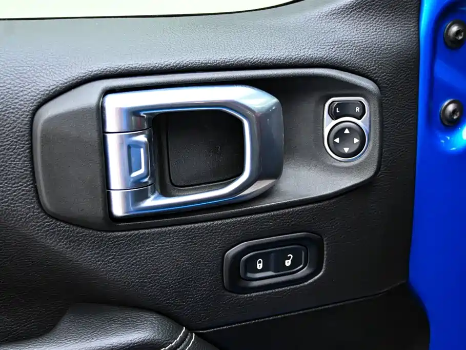 Jeep Wrangler 4xe 2022 2021 4-Door 2.0T 4xe Sahara