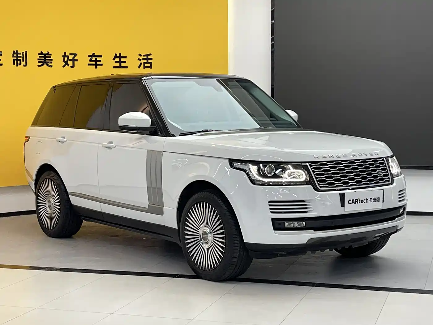 Land Rover Range Rover 2016 3.0 SC V6 Vogue фото 3