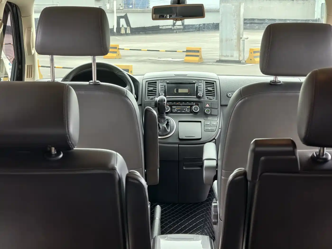 Volkswagen Multivan 2016 2012 2.0TSI 4WD Premium