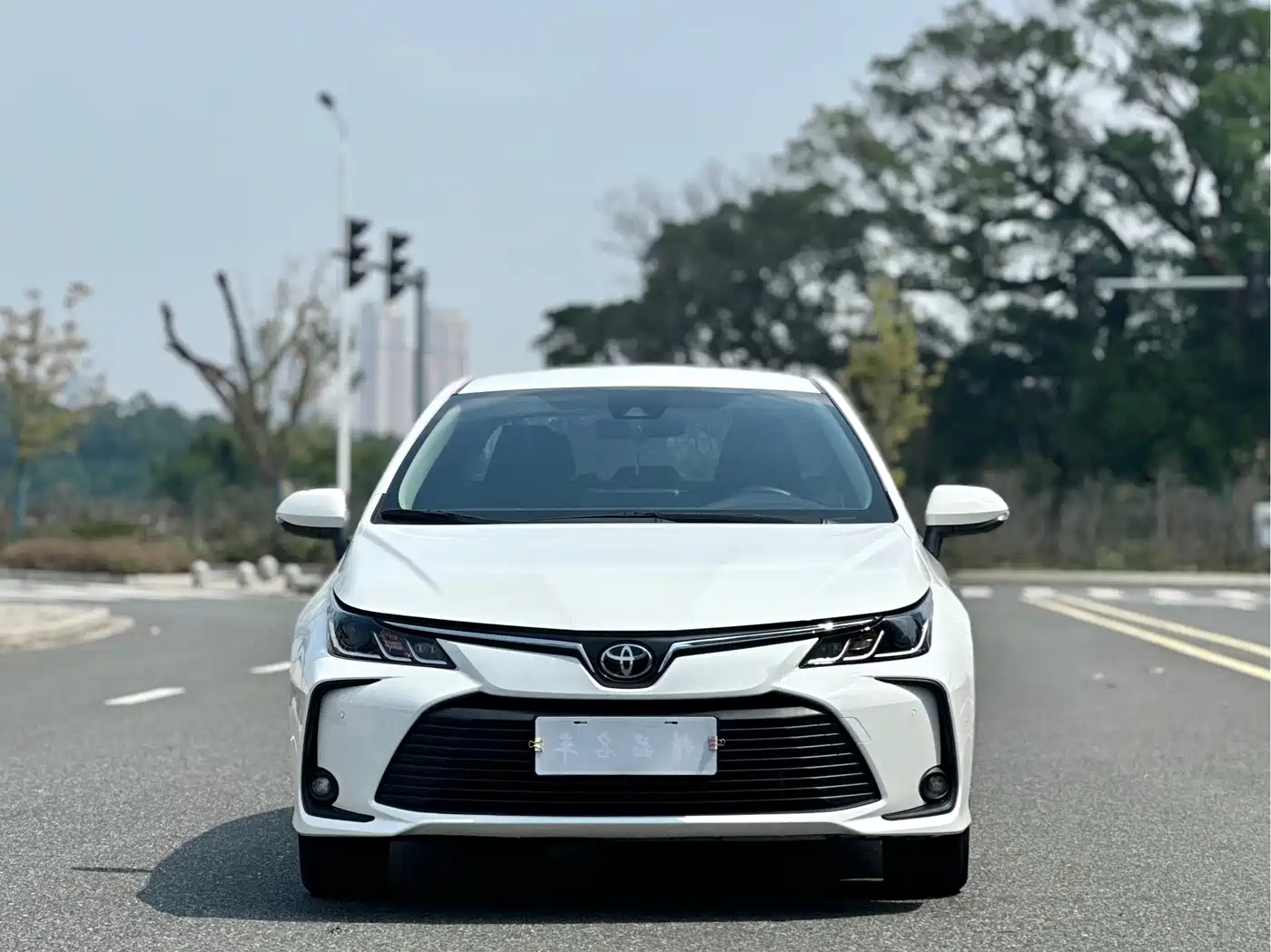 Toyota Corolla 2023 1.2T Pioneer Edition фото 2