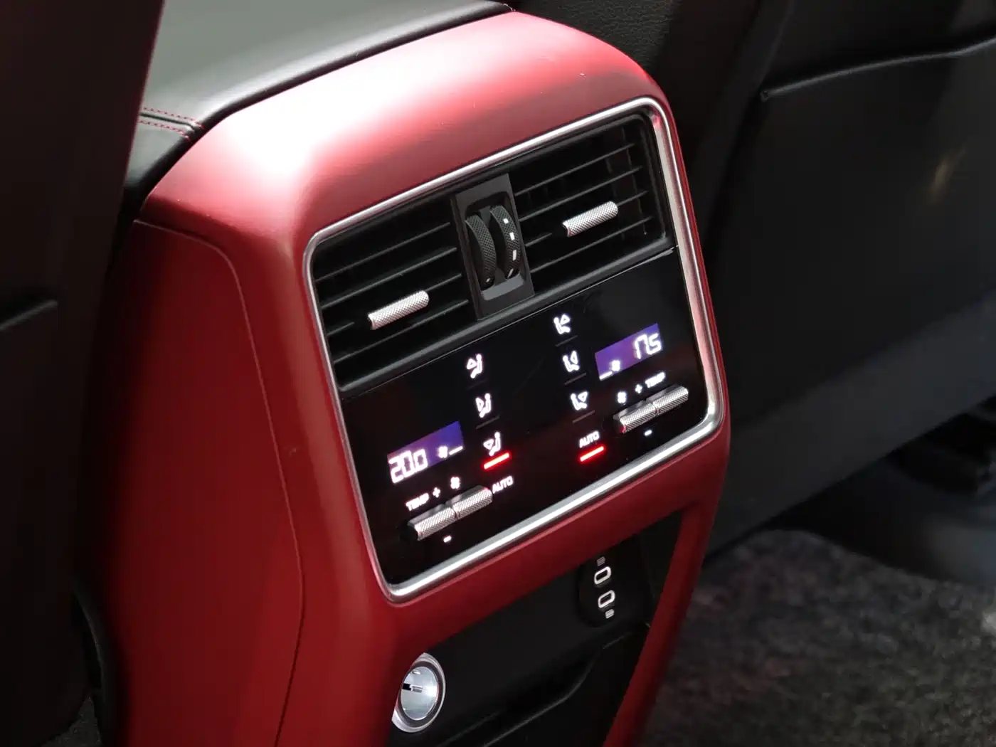 PORSCHE CAYENNE NEW ENERGY