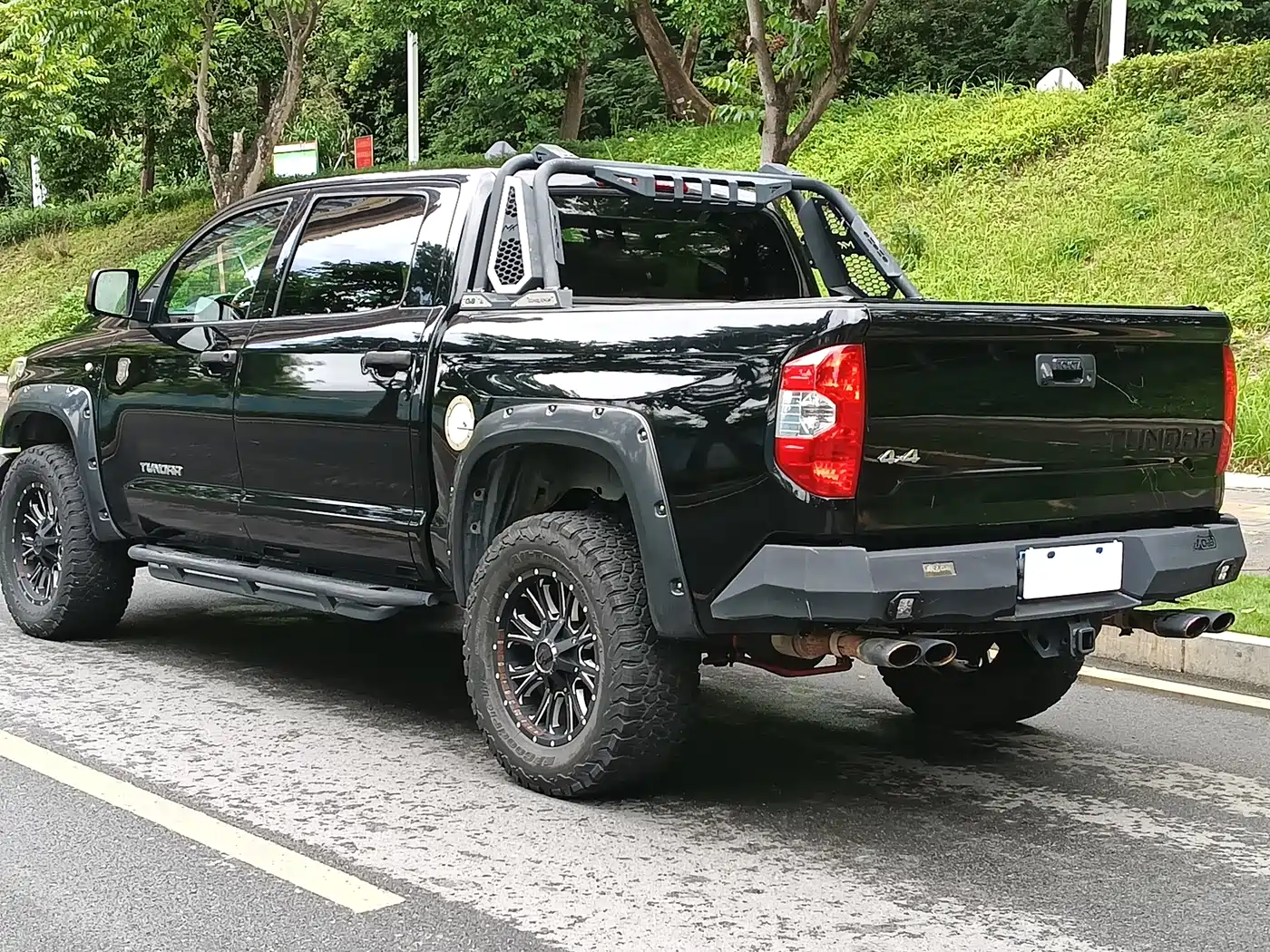 Toyota Tundra 2014 5.7L TRD Pro фото 5